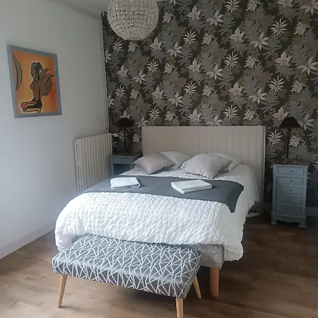 Maison Forestiere En Foret De Troncais * Saint-Bonnet-Tronçais